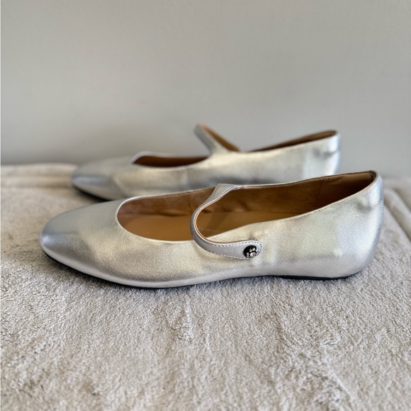 Fit Flop Delicato Mary Jane shoes silver 11 - Picture 2 of 9